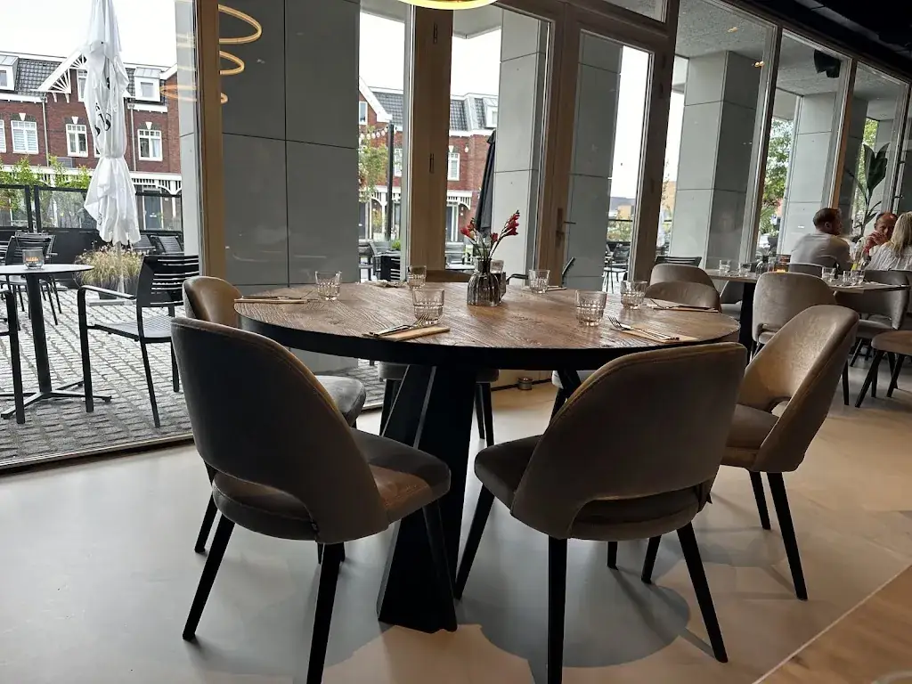 Brasserie LOLO by Gina_Poeldijk_slider_image_3