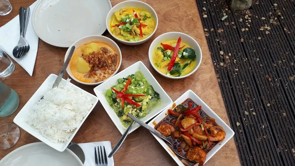 Menu_Thai Flavours_Rhoon_image_2