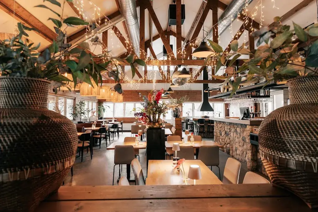 Tasman. ristorante a Poortugaal