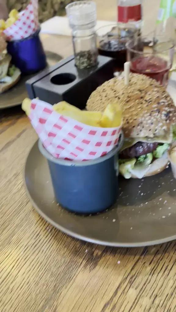 KEES Eten & Drinken_Poortugaal_slider_image_2