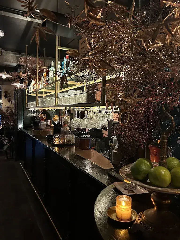 MARIA ALEXIOU_Little V Rotterdam_Rotterdam_review