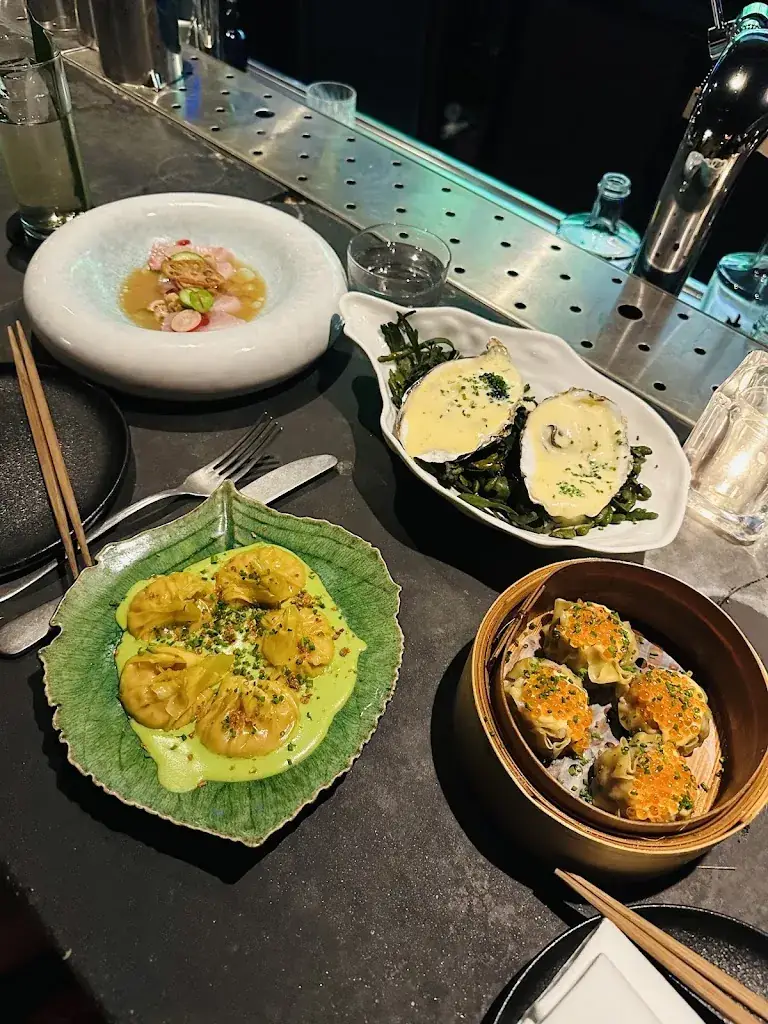 Waranya Areerom_OX Rotterdam_Rotterdam_review