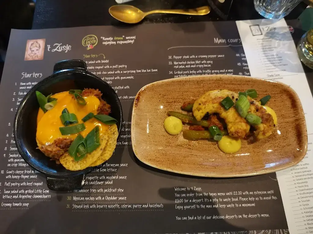 Casia Kalo_t Zusje Kurhaus_Haag_reseña