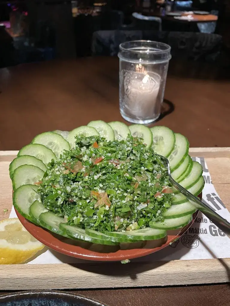 Jaroslaw_Mezze Scheveningen_Haag_Bewertung