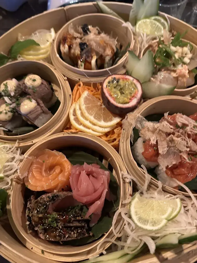 Francesca Ercolani_CAPO By Akihito_Rijswijk_review