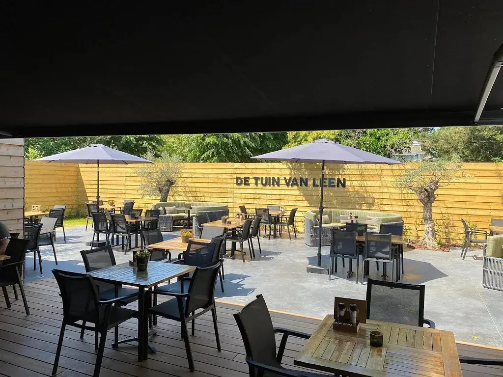 LEEN Restaurant & Club restaurant in Rozenburg