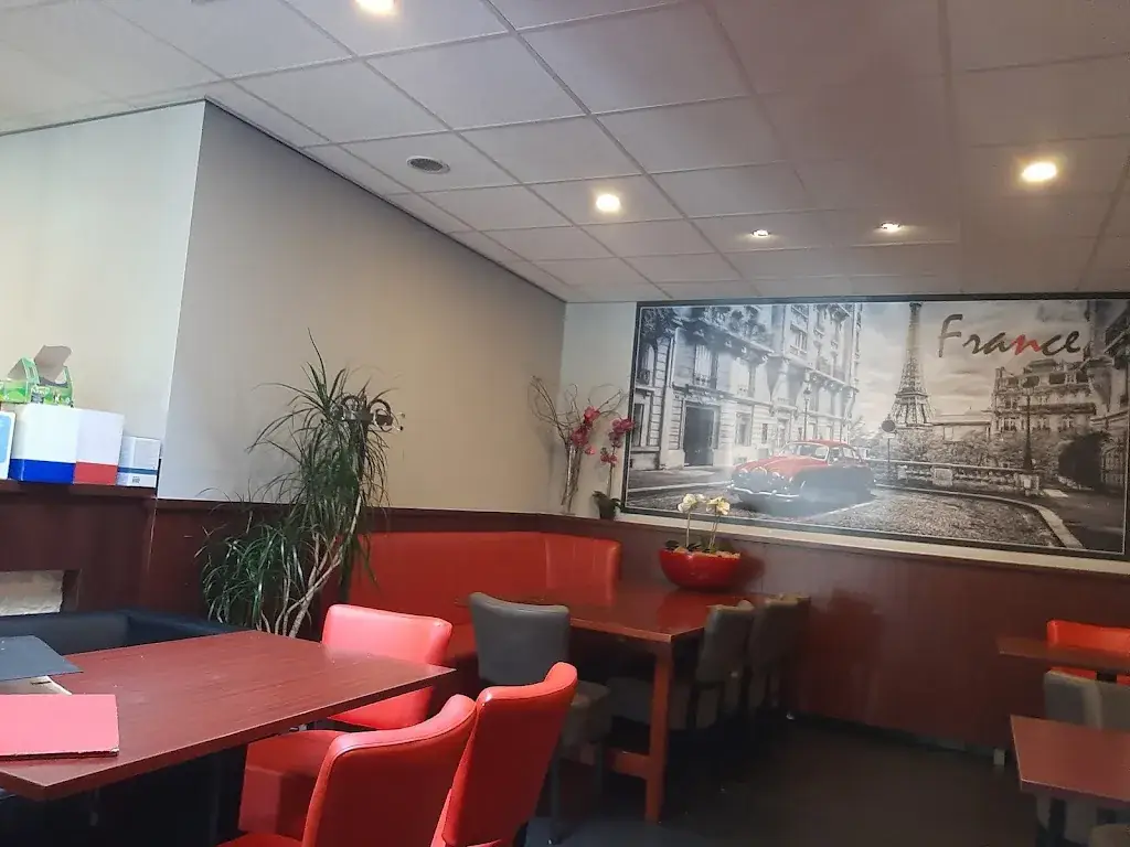 Monique v. Jaarsveld_Cafetaria Familieland Rozenburg_Rozenburg_review