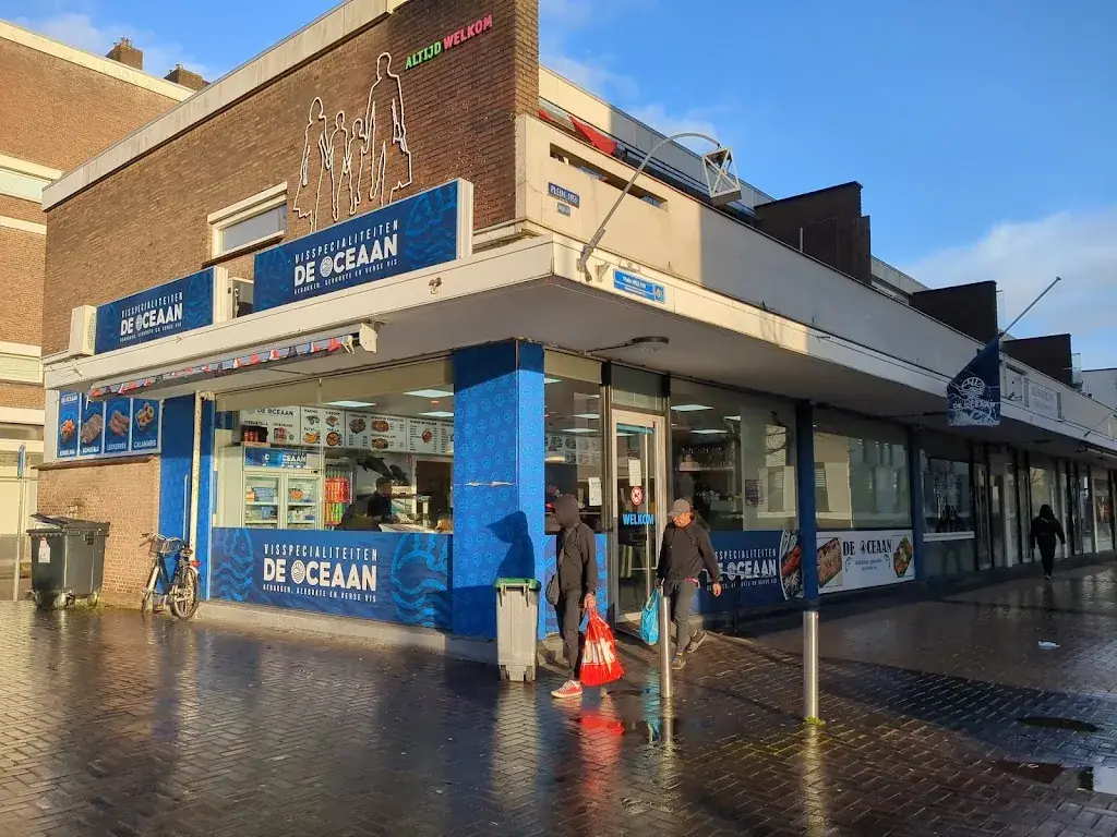 Visspecialiteiten De Oceaan restaurant in Rotterdam