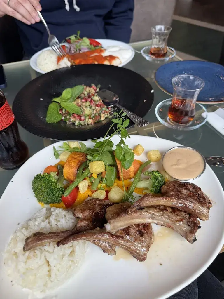 Sandra Veselovska_Nirvana by Hkiki Restaurant_Rotterdam_review