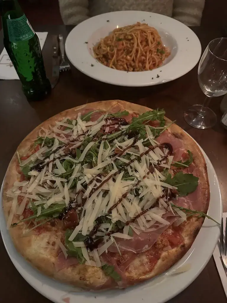 W K_Pizzeria Spaghetteria Il Carretto_Rotterdam_review