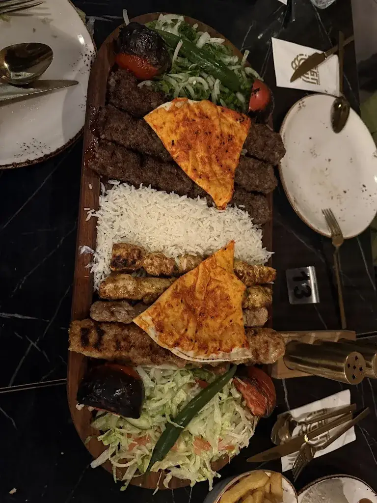 Khalid Alrubaee_Nafoura Restaurant ( مطعم نافورة )_Rotterdam_review