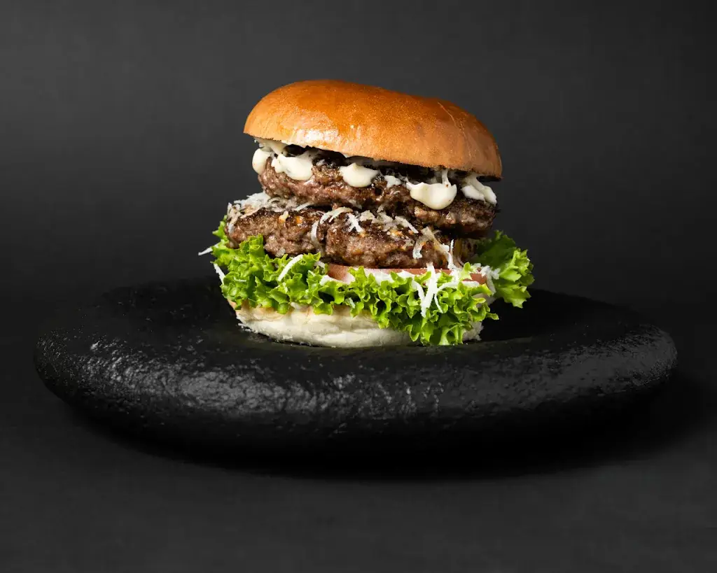 The Burger Hunters Zuidplein_Rotterdam_slider_image_3