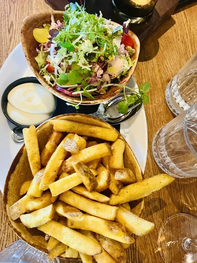 lydia manger_Heeren van Slydregt_Sliedrecht_review