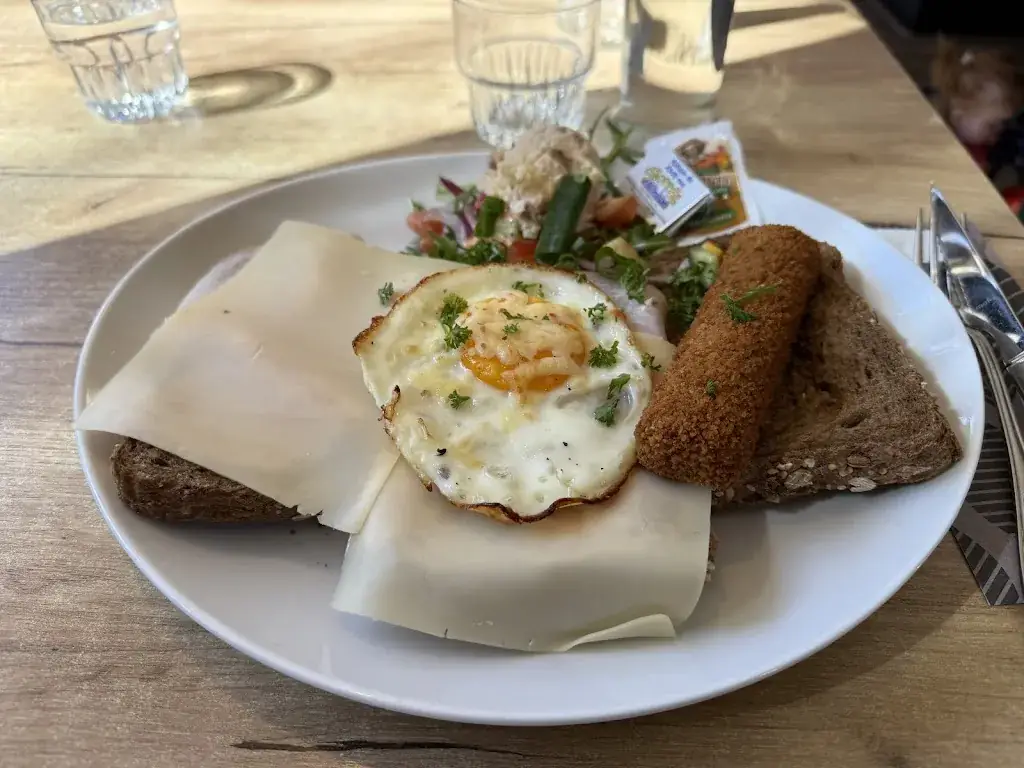 Karel Oosterhuis_Brasserie De Waag_Drachten_review