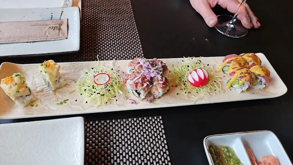 Menu_Hamachi Sushi Bar_Schiedam_image_6