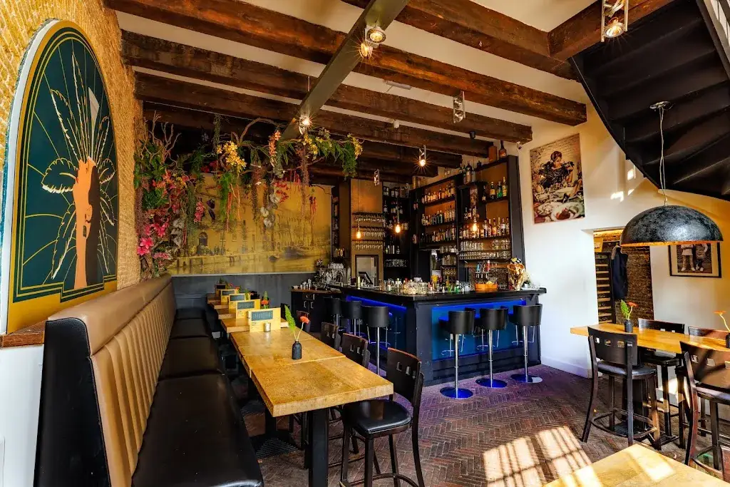 Restaurant Schiedam: 1714 Drinks & Bites_Schiedam_slider_image_1