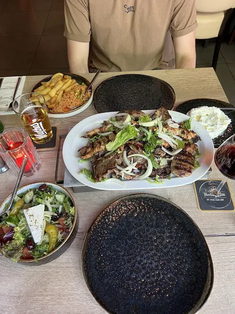 Rostyslav Kurhanevych_Griekse Taverna Broersvest_Schiedam_Bewertung