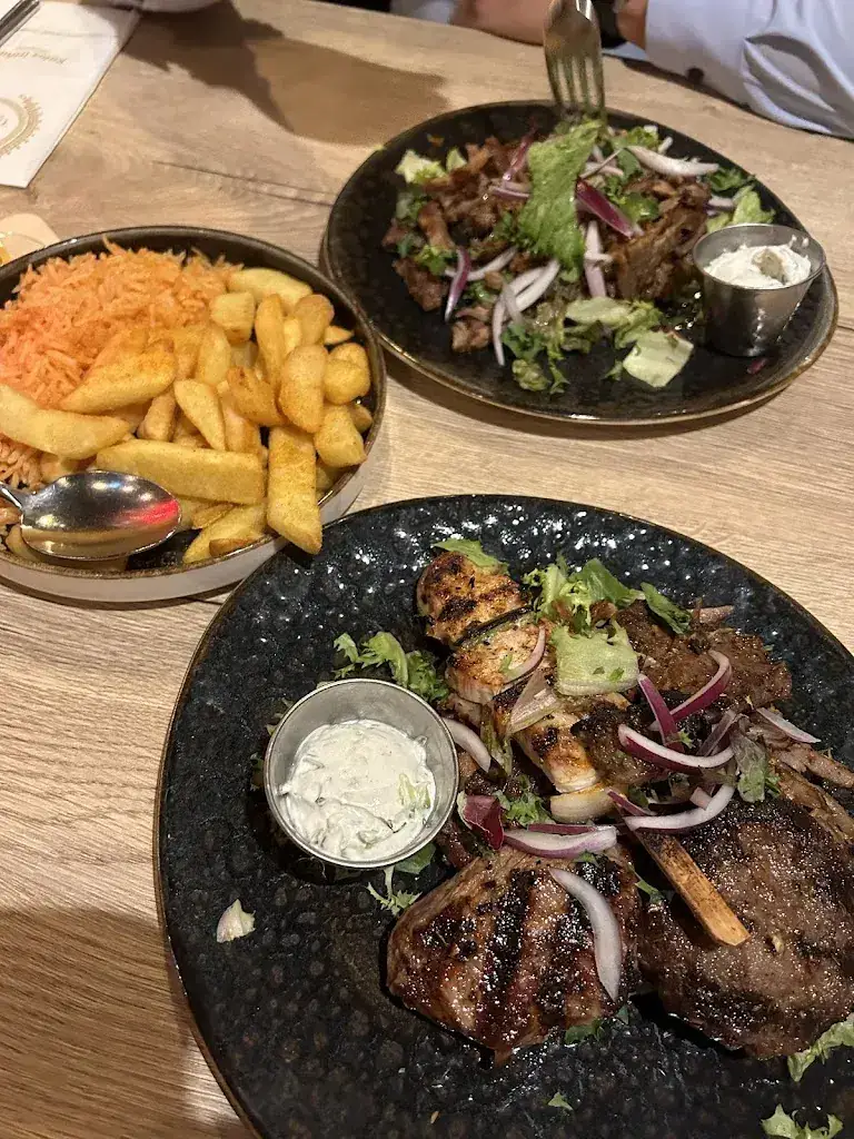 Sylvia Tran_Griekse Taverna Broersvest_Schiedam_Bewertung