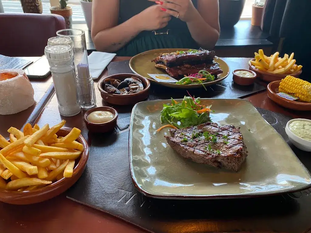 Queen In Pink_La Rosario Argentijns Grill Restaurant Ridderkerk_Ridderkerk_Bewertung