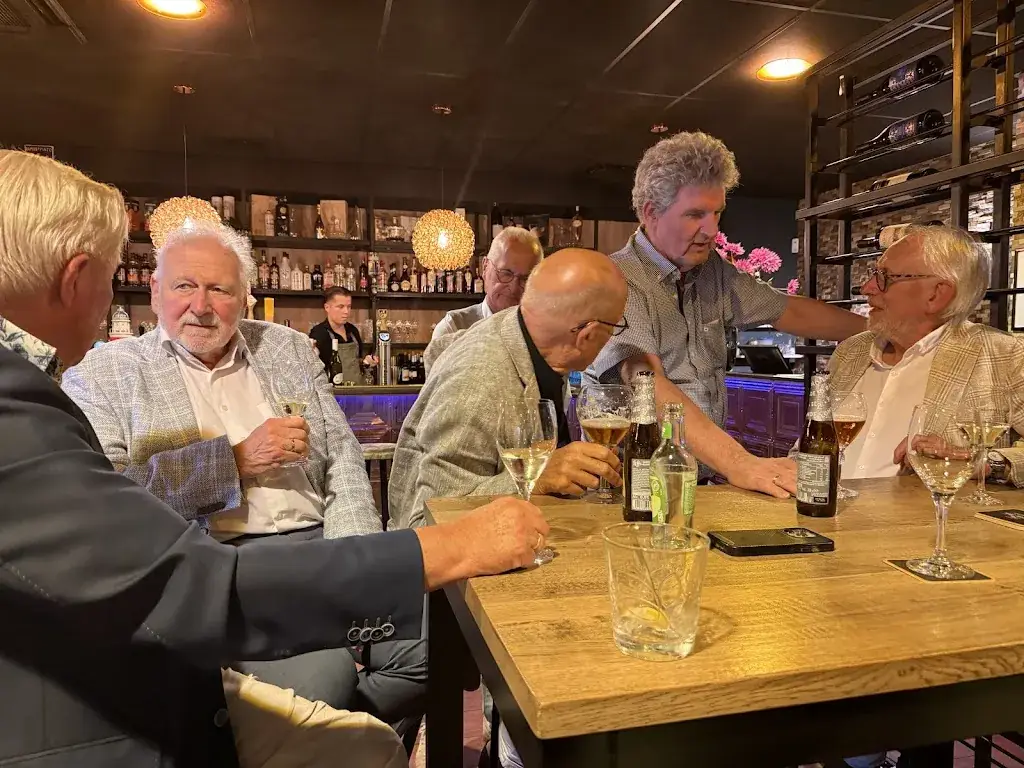 Tout le Monde_Pijnacker_slider_image_3