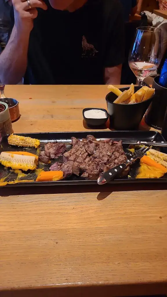 Raymond van Cuijk_Hudson Pijnacker_Pijnacker_review