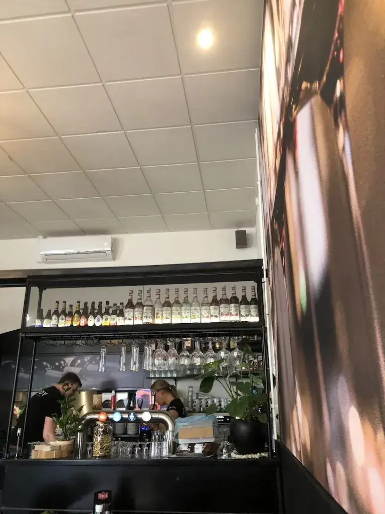 Avery Yuen_ENJOY Sassenheim_Sassenheim_recensione