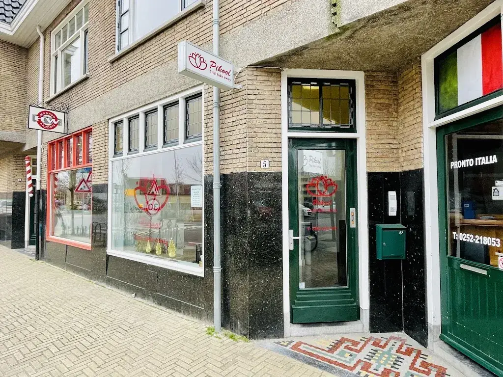 Pikool Thai take away restaurant in Sassenheim