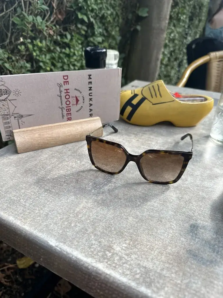 Paola Mastrolorenzo_De Hooiberg_Schipluiden_review