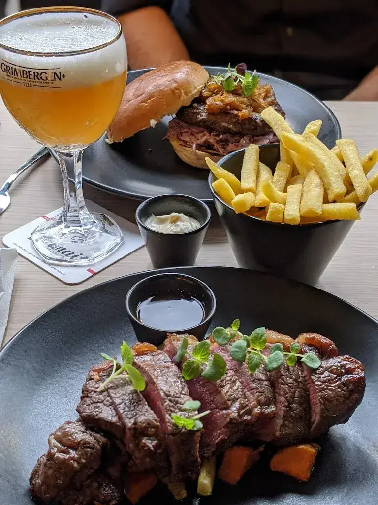 Brasserie Thuis_Rotterdam_slider_image_1