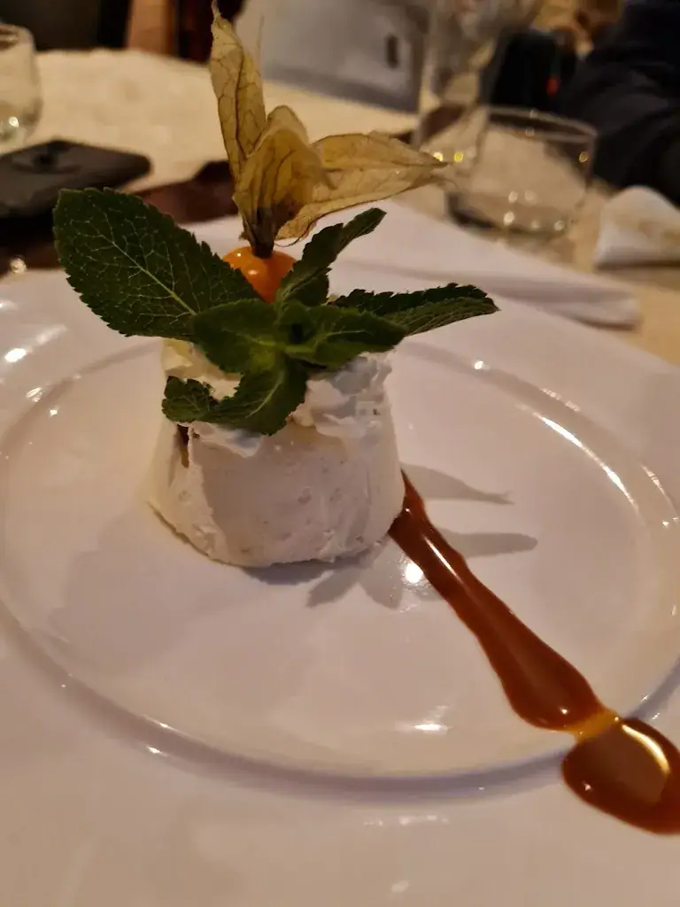 Sarah Render_Marhaba_Drachten_review