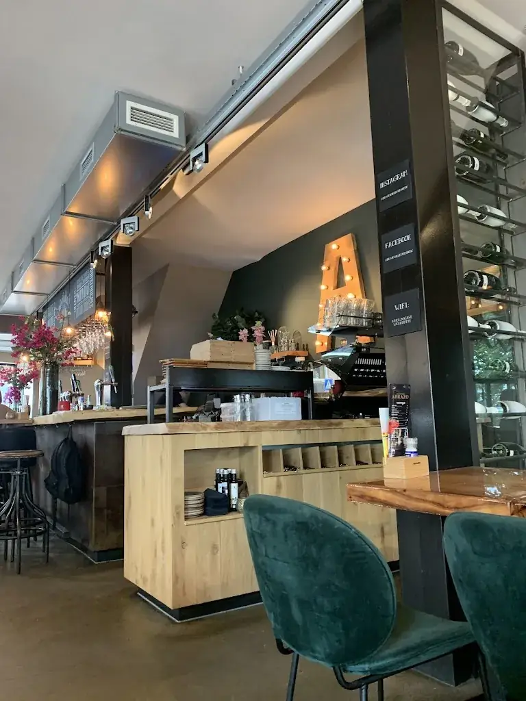 ALTA_Abrazo Hillegersberg_Rotterdam_review