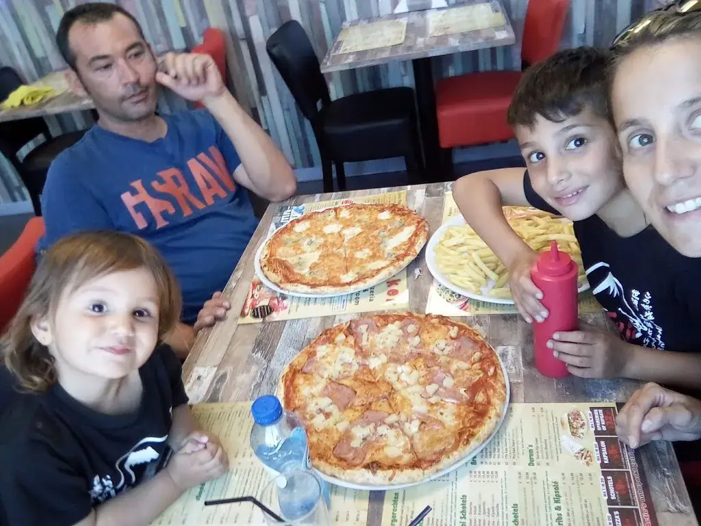 Menu_Lekker Pizzeria & Grillroom_Stolwijk_image_5