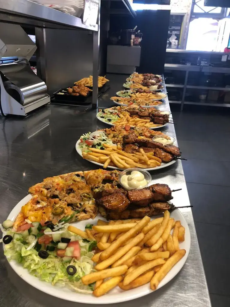 Lekker Pizzeria & Grillroom_Stolwijk_slider_image_3