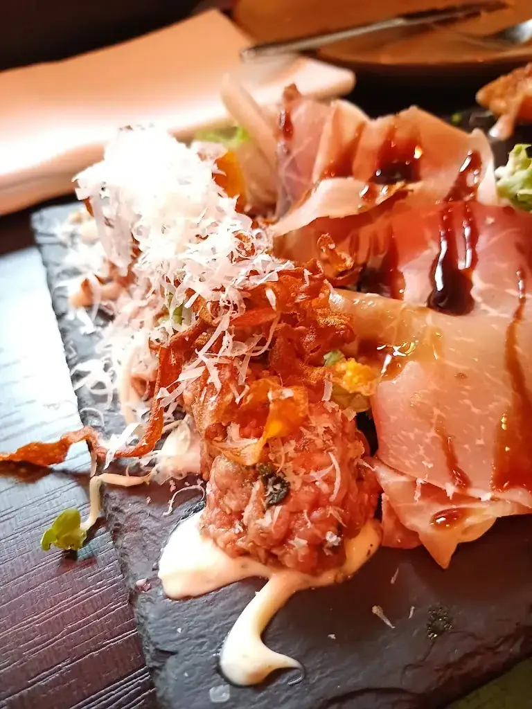 Sophie Dujardin_Georgies Vlaardingen_Vlaardingen_review