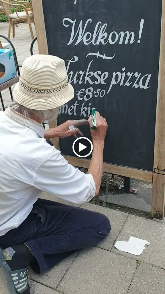 WILLY'S Bar & Food_Vierpolders_slider_image_2