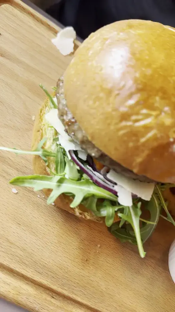 SUNNDAYS restaurant in Valkenburg