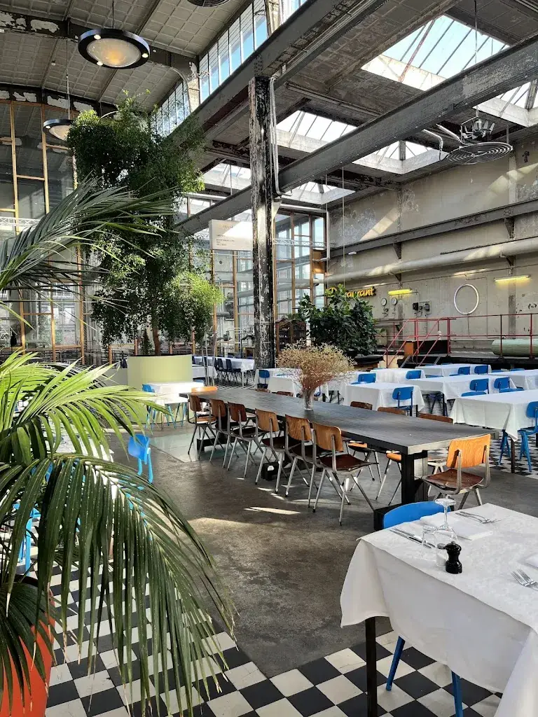 Radio Royaal restaurant in Eindhoven