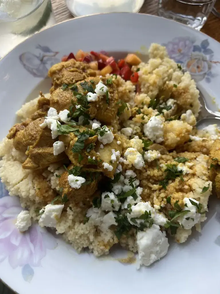 Claudia Mo_De Huiskamer Strijp-S_Eindhoven_reseña