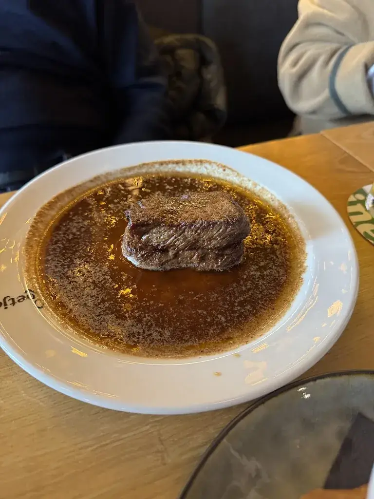 Baran Zeren_Loetje Eindhoven_Eindhoven_review