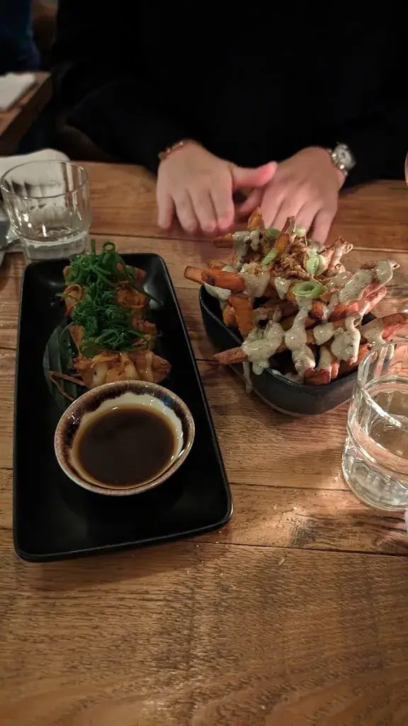 Justin Scott Bieshaar (JScotty)_Bistro Catch-up Goudenregenplein_Haag_review