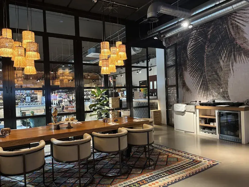 Venus 61mkm_Proeflokaal Mimi_Voorschoten_review