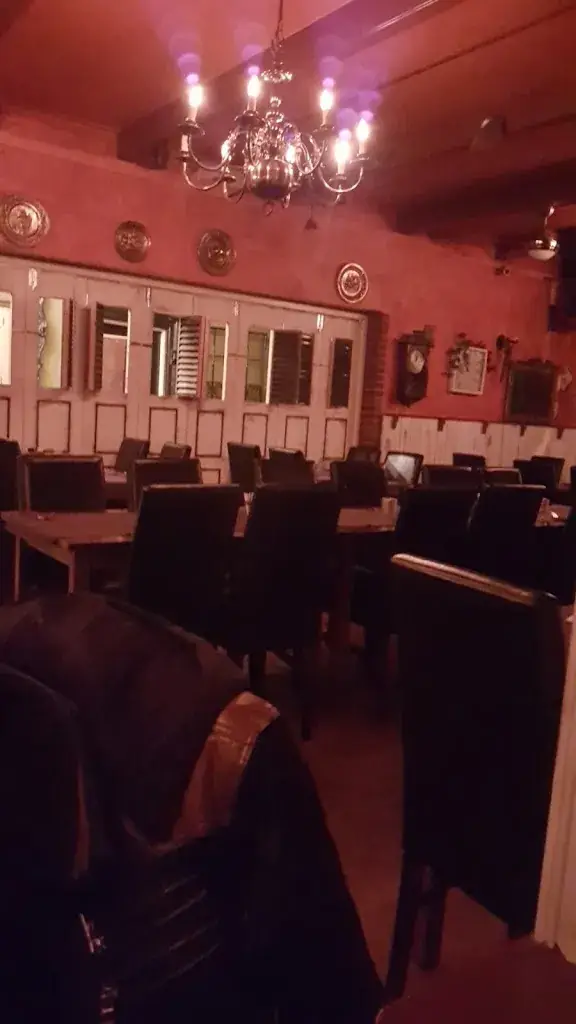 Monique Reniers_Het Wapen van Strijen_Strijen_review