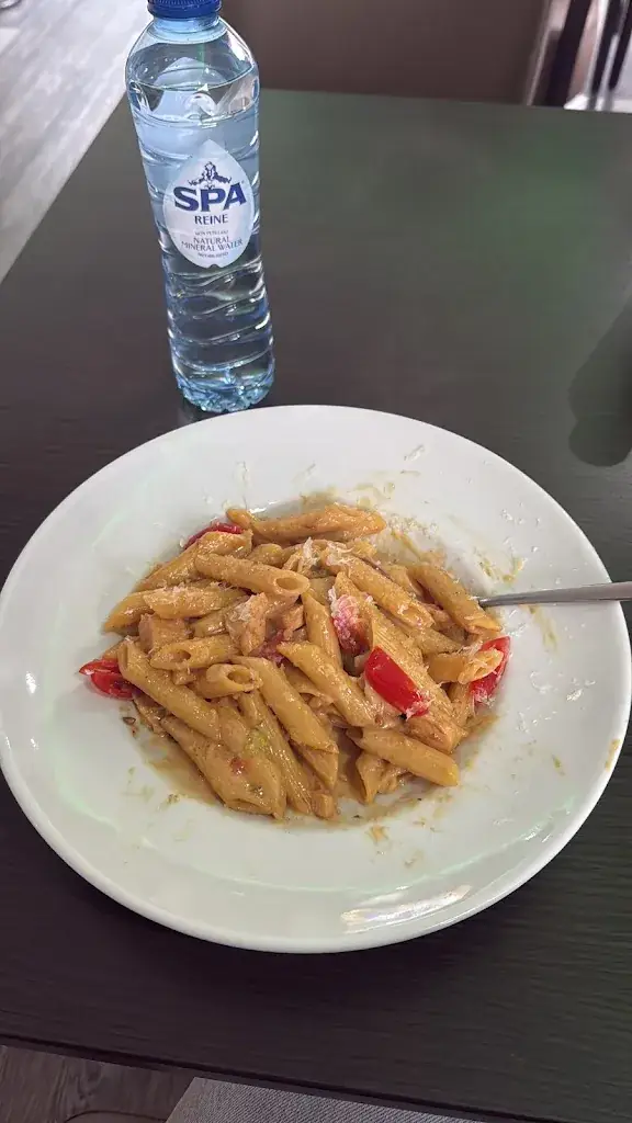 Ozge Hocaogullari_Sky Italian Cheff_Haag_review