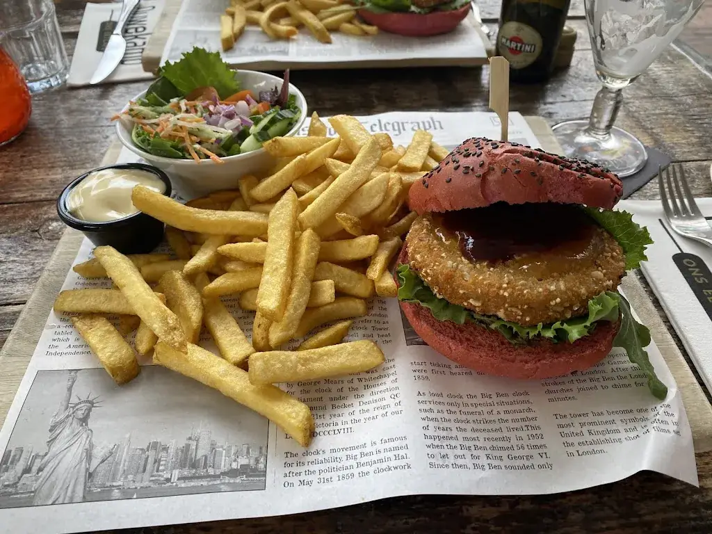 Ouwekamp, ons eetcafé_Austerlitz_slider_image_2