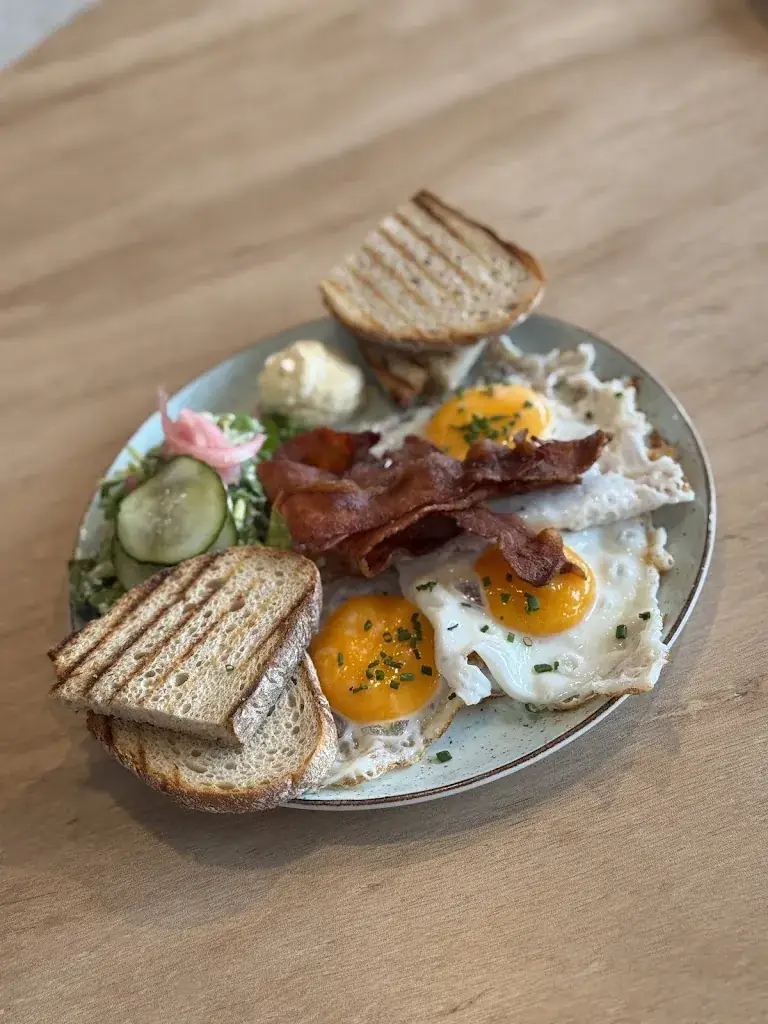 Alvin De Brabander_Young Harvest_Rotterdam_review