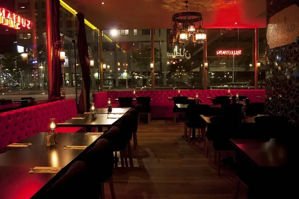 Lounge Restaurant Sultan_Rotterdam_slider_image_3