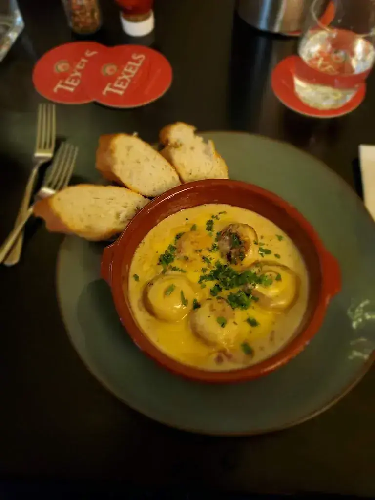 Jeffery MacMillian_Rustburcht_Rotterdam_review