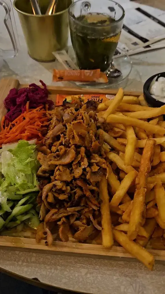 Ekmekci zuidplein_Rotterdam_slider_image_2