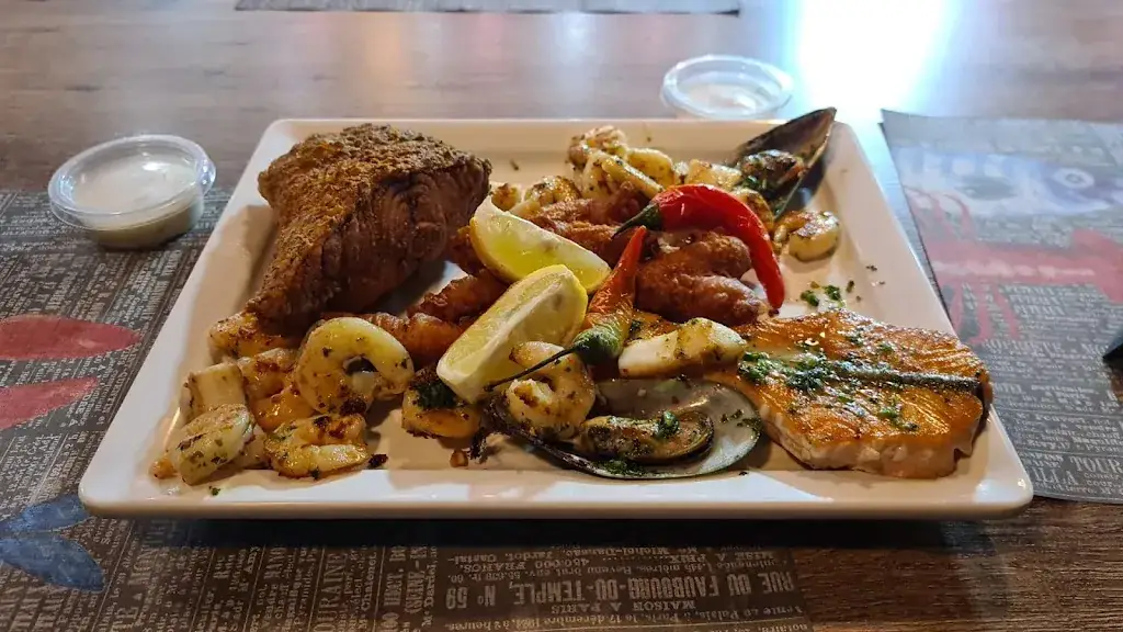 Gilles Avastia_Mediterranee Zuid_Rotterdam_recensione