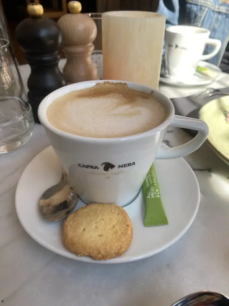 M Flo_Le Petit Grand_Voorburg_review